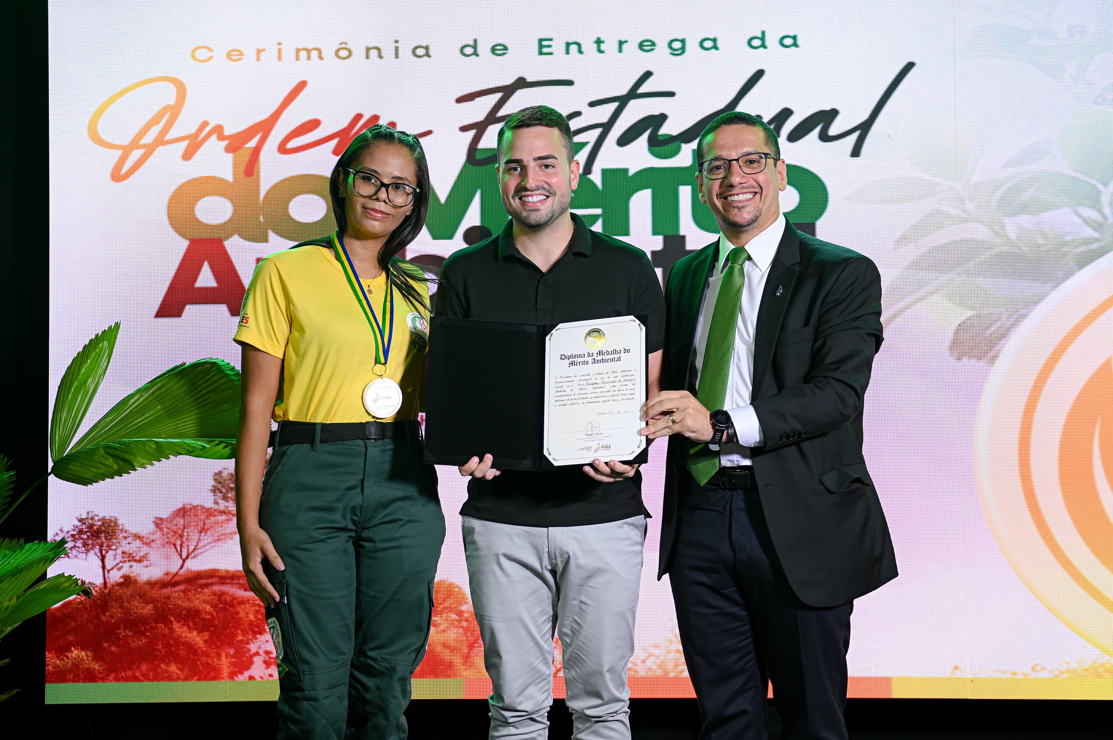 Personalidades e instituições foram homenageadas.