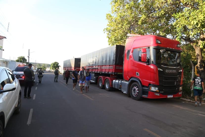 semarh-apreende-carreta-com-60m3-de-madeira-ilegal-em-simplicio-mendes