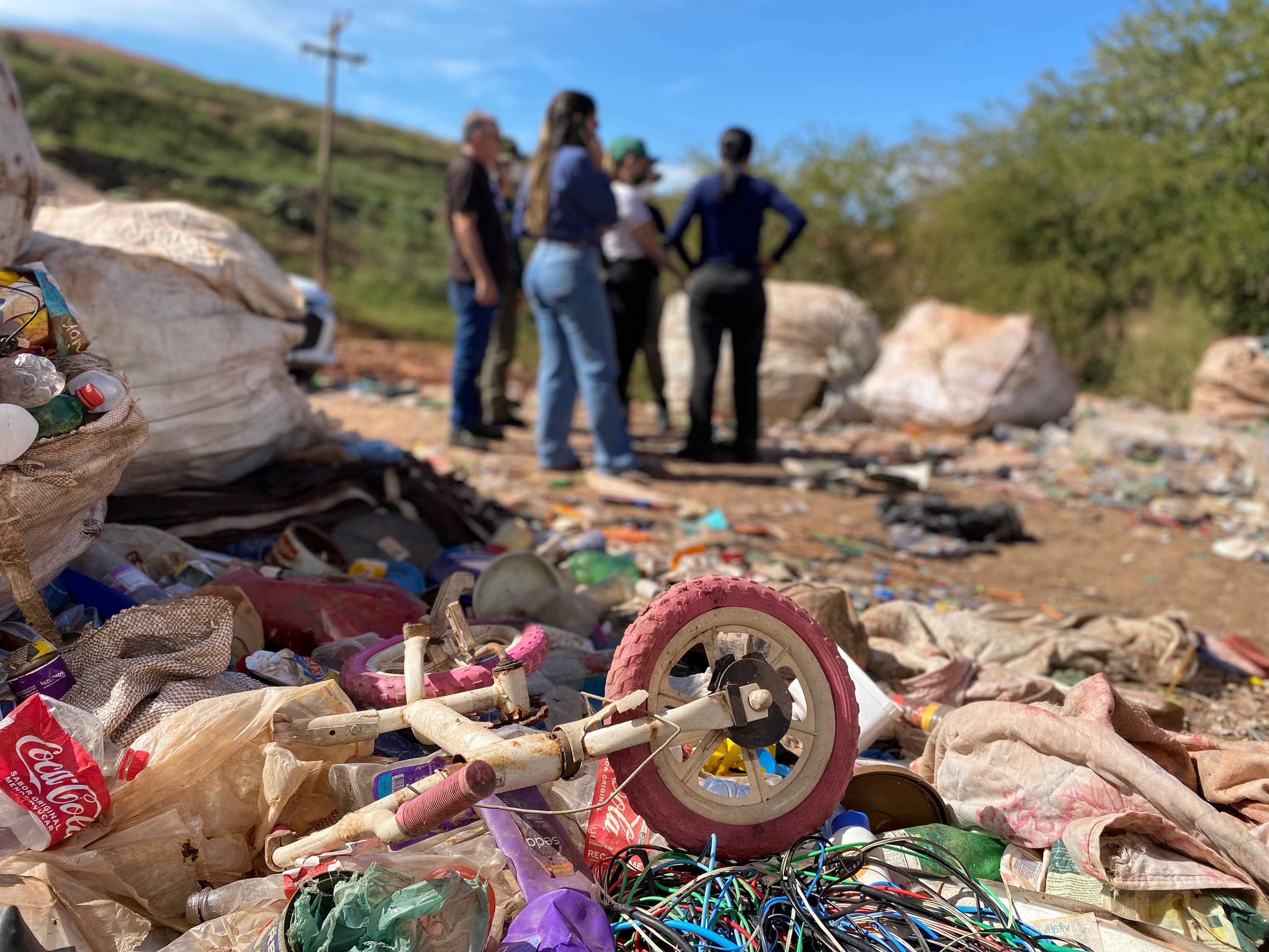 A equipe acompanhou de perto o funcionamento da estrutura e o cumprimento das exigências ambientais.