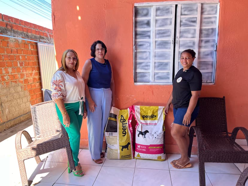 semarh-doa-mais-de-300-kg-de-racao-para-protetores-independentes-de-animais-em-teresina
