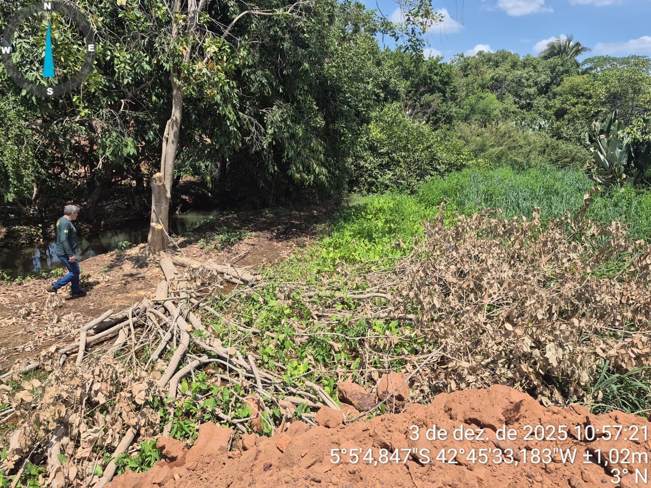 Desmatamento no Recanto das Palmeiras: ação rápida da Semarh confirma irregularidades às margens do riacho Itararé
