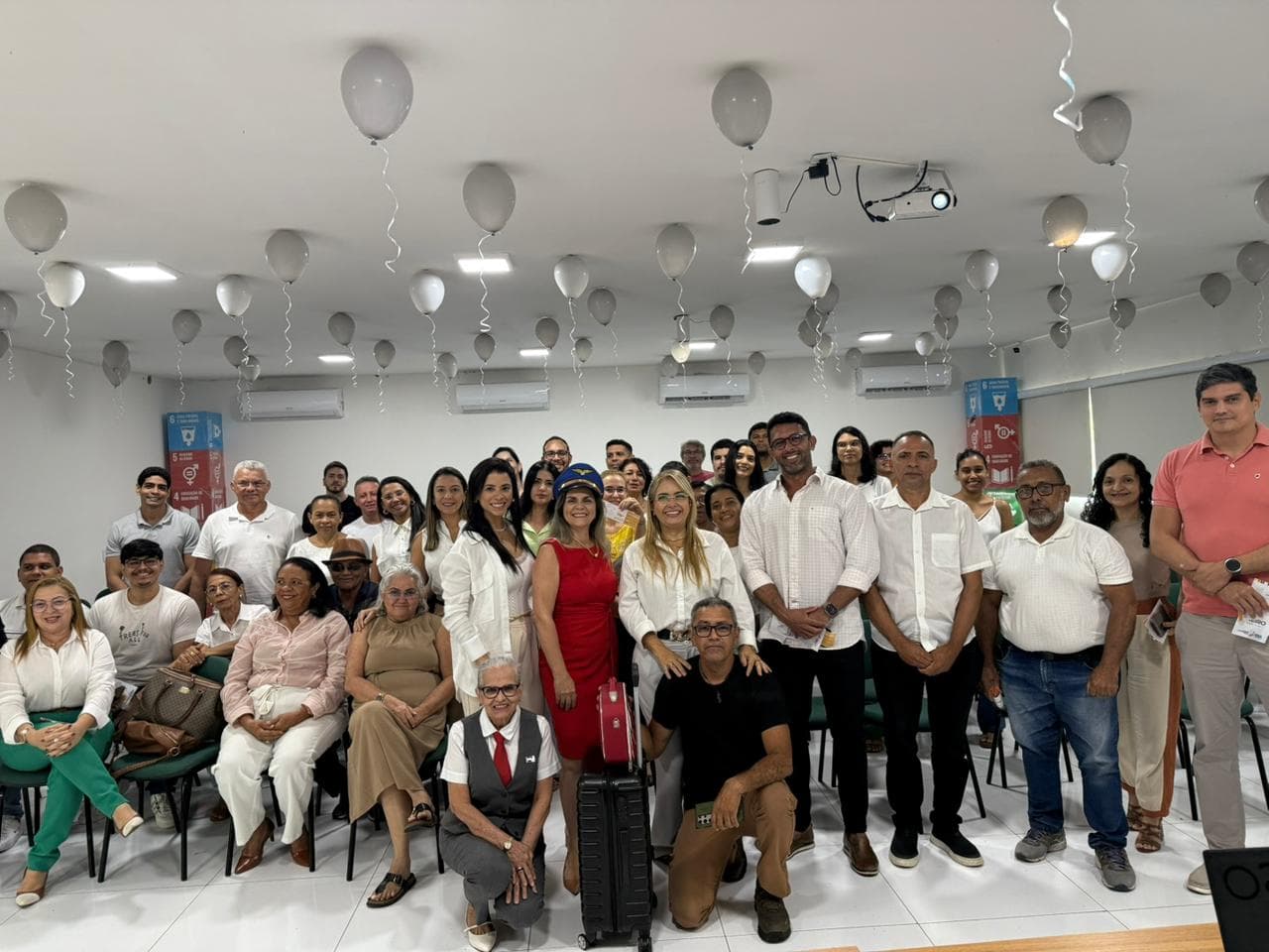 Semarh promove ação do Janeiro Branco com palestra sobre saúde mental no CEA