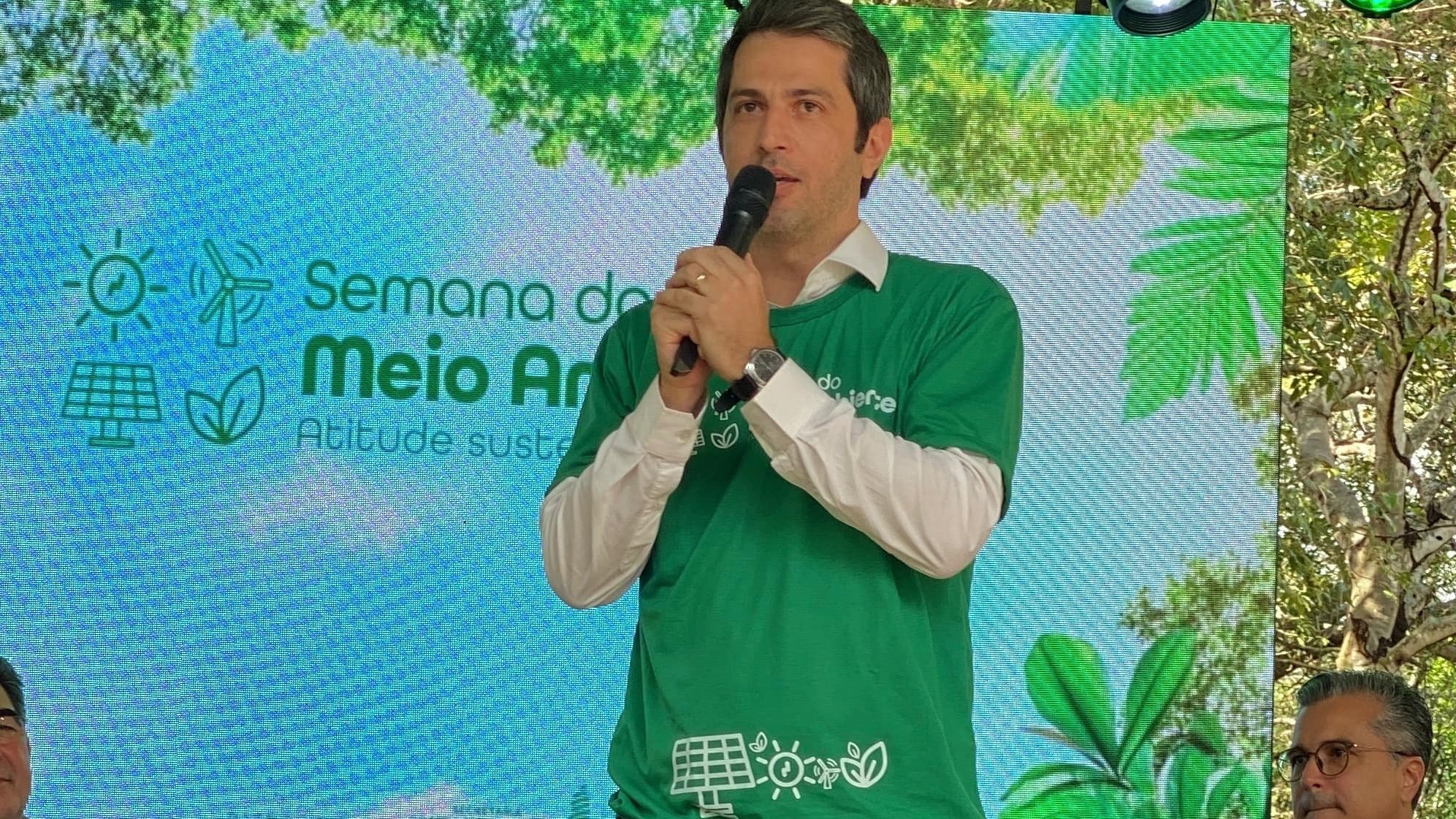 A ação, organizada pela Semarh contou com a participação de cerca de 300 alunos da rede estadual.