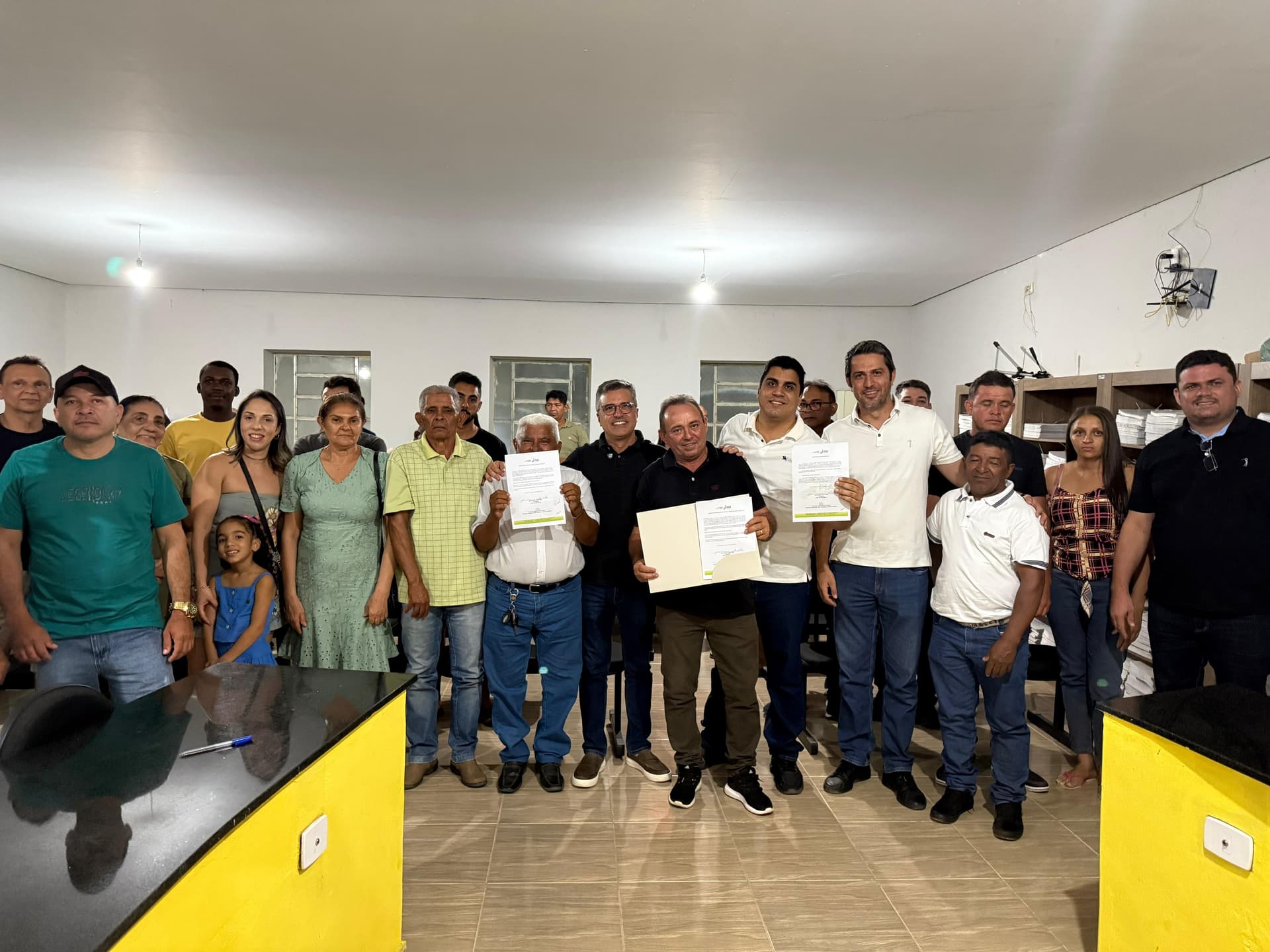Piauí fortalece apicultura familiar com nova doação de colmeias em Rio Grande do Piauí