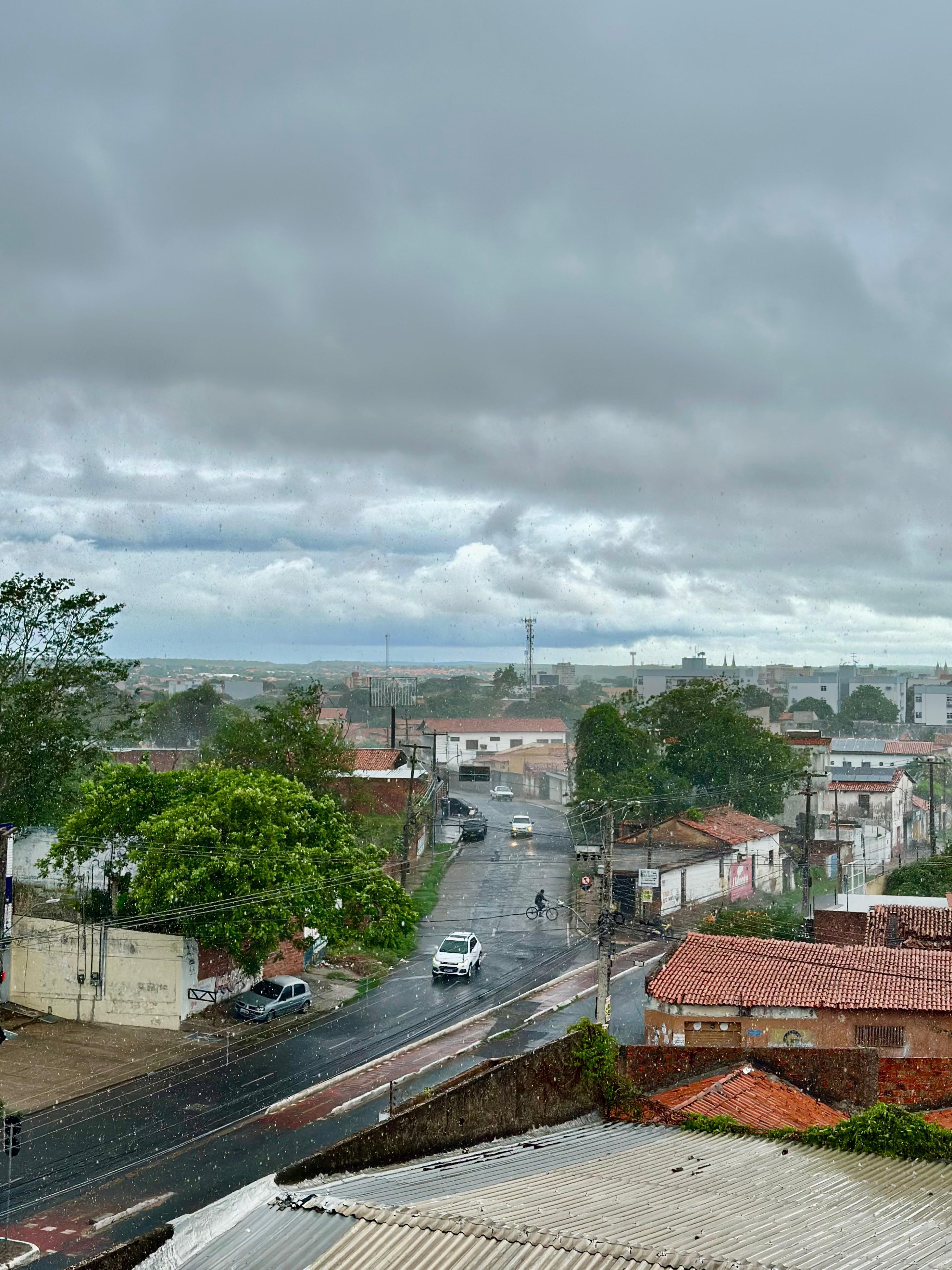 Semarh aponta para possibilidade de chuvas e risco de temporais em várias regiões do Piauí durante o Carnaval
